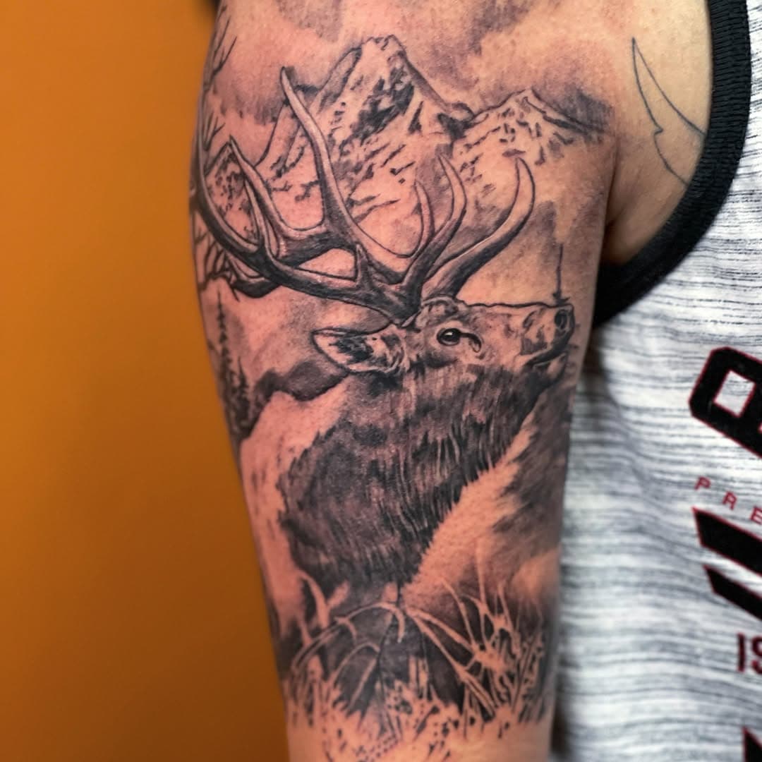 What you think of this one??
Now booking
Using only the best
@cannainkd 
@ttechofficial 
#koolkidstattoo #burque #nm #abq #albuquerque #nmtrue #cannainkd #ttechneedles #fyp #explore #hunting #elk #hunt #chicago #illinois #kirtlandafb #airforce #afb