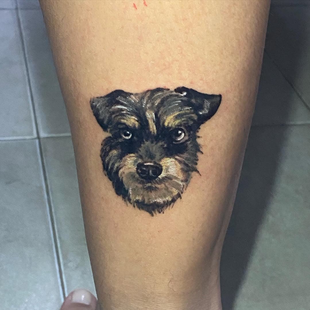 Homenagem pro seu doguinho.
Deixe seu like 👍🏼❤️
.
.
.

#retrato #dog #tattooart #tattooartist #tattoo2me #realismotattoo #tattoohomenagem