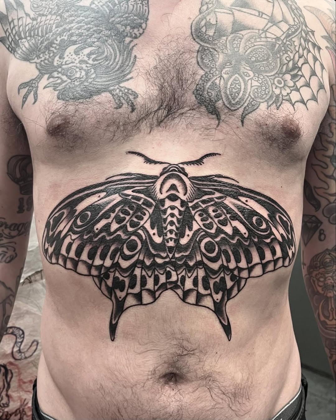 Done at @senatattoonyc for my friend @pablovidal 

DM for appointments

#moth #mothtattoo