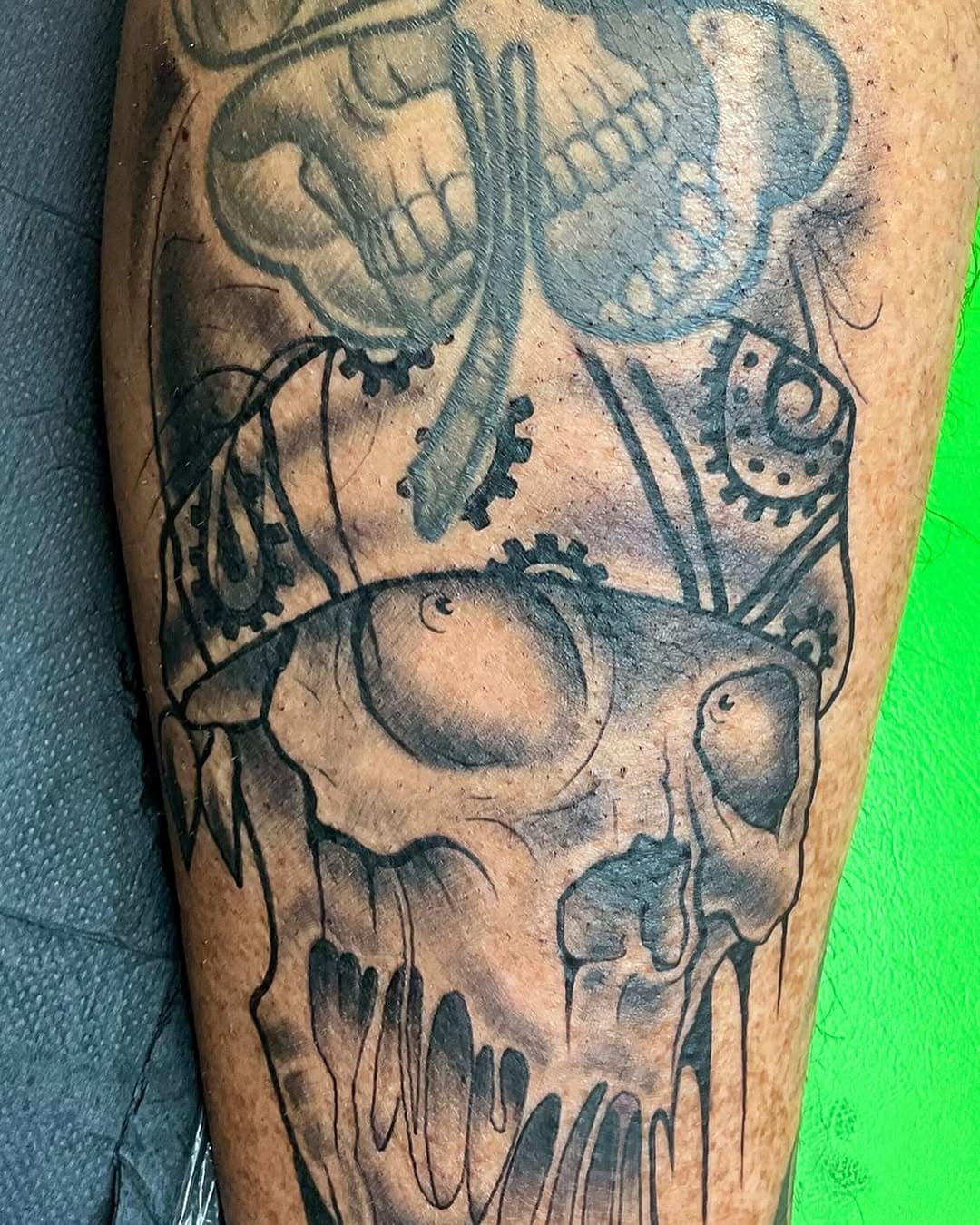 Thanks to my man Troy, always cool #arsenaltattooco #dentontattoos #dentontattooartist #twu #unt #denton #dfw #dfwtattoos #skulltattoos #skullbandanna