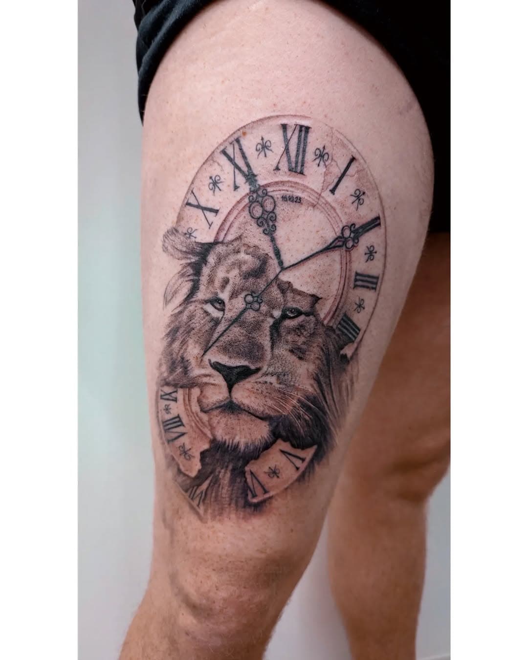 @ink.by.flo @immerwaehrendtattoo #tattoo #tattoos #ink #inked ##attooartist #tattooart #tattooed #tattoolife #tattooideas #artist #blackwork #tattoodesign #tatuagem #tattooing #blackandgreytattoo #tattooink #tattoostyle #photography #drawing #tattooer #finelinetattoo #fineline #koblenz #lahnstein
