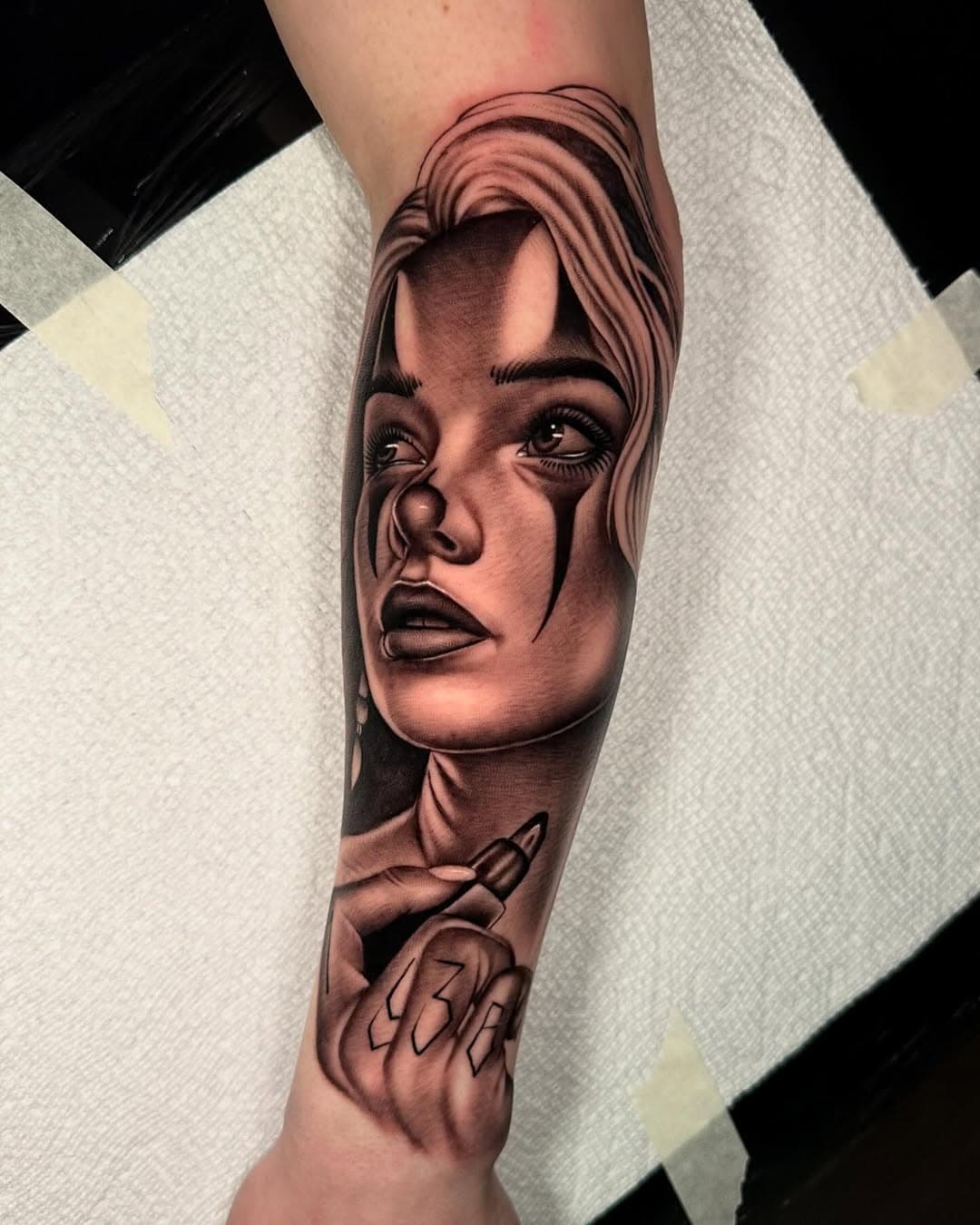 💄💄💄
.
.
.
#tattoo #tattoostyle #tattoos #tattooart #tattooideas #tattooartist 
#tattoo2me #tattoomodel #tattooist #tattooing #tattoolife #ink 
#inktattoo #inklife #toronto #the6ix #canada #chicano #chicanatattoo 
#cheyenne_tattooequipment #kwadron #armtattoo