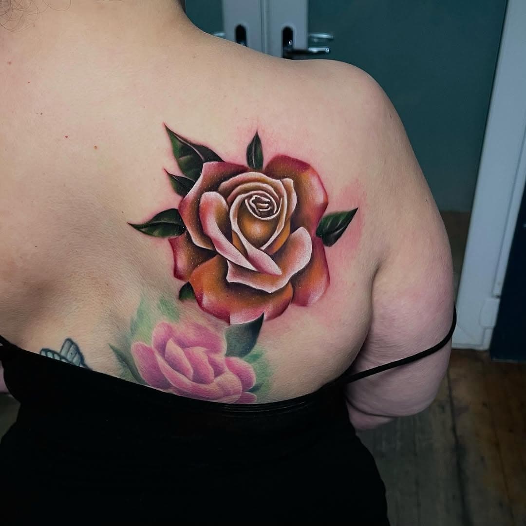 Small rose added to already existed tattoo 🌹.#tattooartistmagazine #medway #Rochester #superb_tattoos #uktoptattooartists #crazyytattoos #thebesttattooartist #cooltattoos #tattoos @barber_dts  @intenzetattooink @eikondevice @h2oceanloyalty @aftercareh2ocean. #intenzetattoofamily #intenzetattooink @tatsoul #envycartridges #envyneedles  @critical @timelessartcrew @unigloves @superbtattoos
@critical  #Followers @All followers