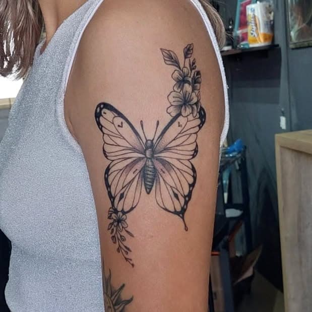 Trabalho de hoje feito na amiga @amanda_stoll17 

Agendamentos pelo Whatsapp 99187.7462

Estúdio @registattoocapaodacanoa
Materiais @vickingsupply

#tattoo #tatuagem #tattoos #capaodacanoabeach #capaodacanoa