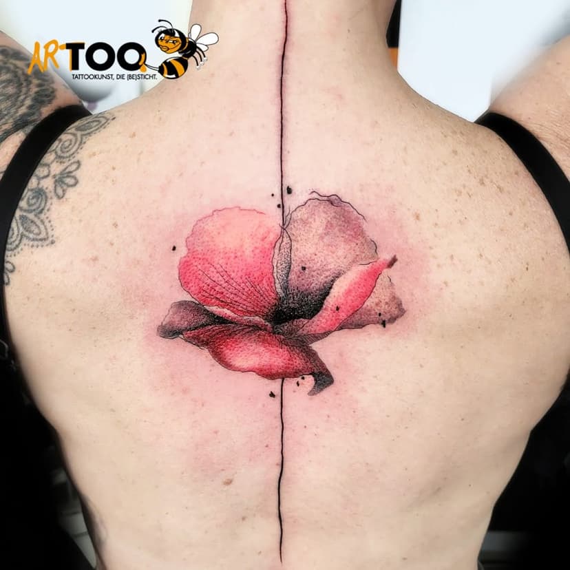 Der Frühling ist da...
#arttoo #tattoo #tattoostudio #arttoostudio #watercolor #watercolortattoo #aquarell #aquarelltattoo #mohn #mohnblume #poppy #poppyflower #poppyflowertattoo #ink #taetowiererin #fuerth