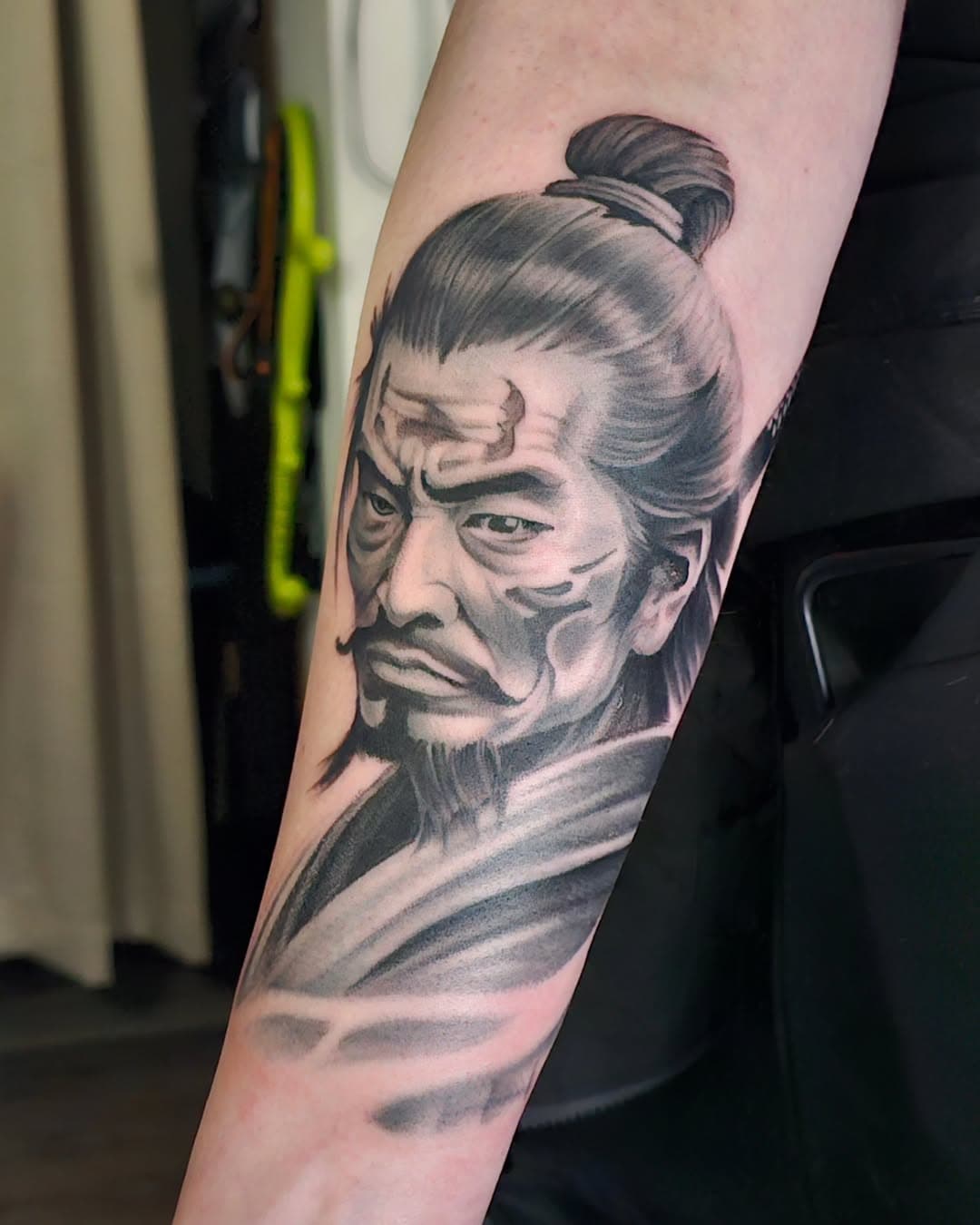 Samurai
.
.
.
.#corndawgink #belugapaloozatattoo #bellinghamwa #tattoo ##portraittattoo #realistictattoo #samurai #ink #wow #amazing #beautiful #allagoryink #empireinks #kingpintattoosupply