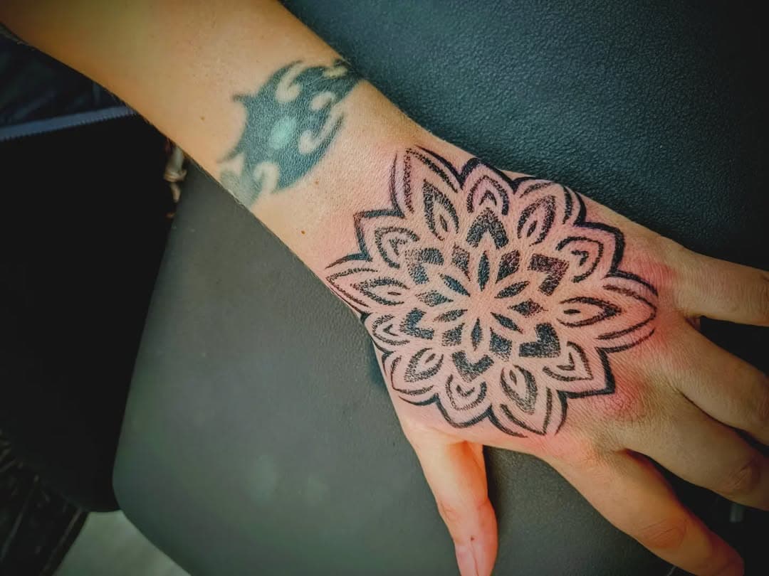 ⚜️In Progress ⚜️ 

#handarbeit #mandala#mandalatattoo#trustinktattoo
#tattooarm #tattoo2me #tattooart #tattoo #tattoos #tuedelmorstattoo #tattoart #tattooartist #tattooart #tattooinspirations #tattoostyle #tattooed  #tattooink #tattooshop #tattoostudio #tattoolovers #tattoodo #tattoomagazine  #inkininkouteilbek #hannover #hameln #hamburg  #tattooFlash #carpediem
