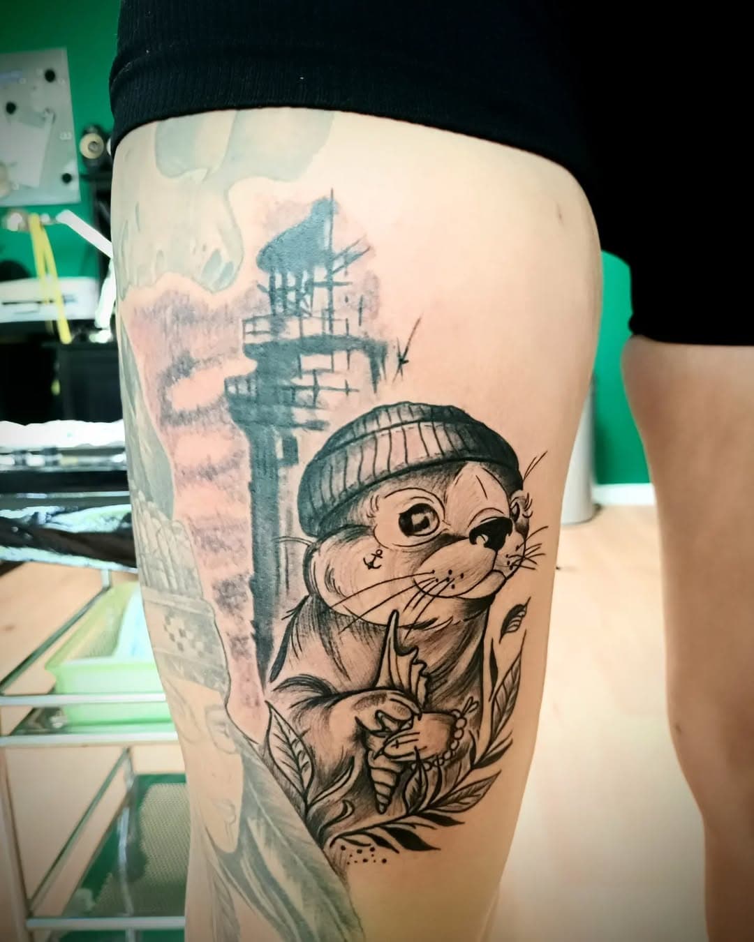 ⚜️In Progress ⚜️ 
Unter anderem kann dein Otter-Tattoo hierfür stehen: Freude. Verspieltheit. Positive Energie.

#handarbeit #otter#ottertattoo#leuchtturmtattoo
#tattoobein #tattoo2me #tattooart #tattoo #tattoos #tuedelmorstattoo #tattoart #tattooartist #tattooart #tattooinspirations #tattoostyle #tattooed  #tattooink #tattooshop #tattoostudio #tattoolovers #tattoodo #tattoomagazine  #inkininkouteilbek #hannover #hameln #hamburg  #tattooFlash #carpediem