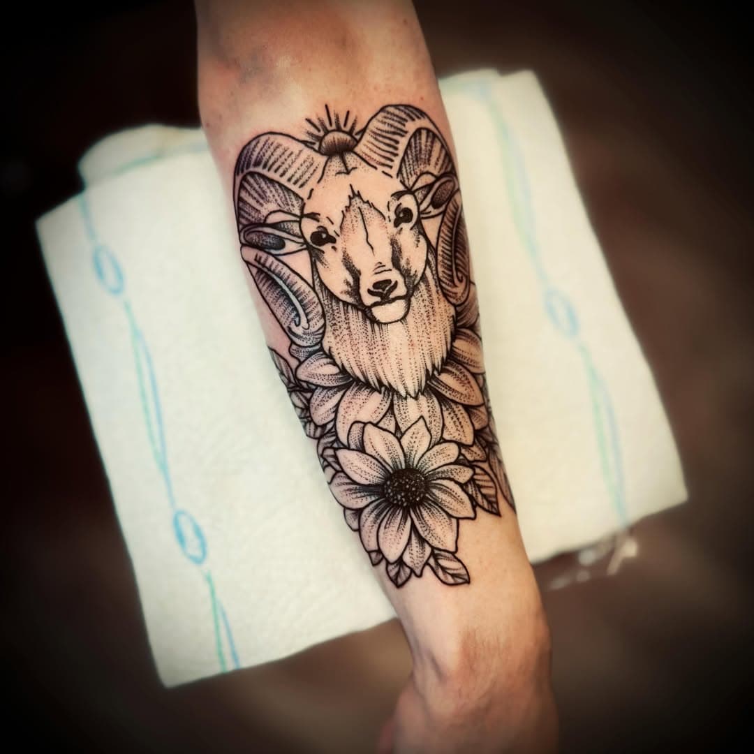 🌑🌑🌑FAMILIE🌑🌑🌑
Vielen lieben Dank 😎☺️🙏🏻
Ein paar Spots für Juni und Juli sind noch frei, bei Interesse gerne melden.
mail@inkindustries.de
WhatsApp: 01702482981
Cheers 
❤️

#tattoo #tattoos #ink #inked #art #tattooartist #tattooart #tattooed #tattoolife #tattooideas #love #artist #blackwork #instagood #tattoodesign #lohmar #tattooing #tattooist #blackandgreytattoo #tattooink #siegburg #instagram #troisdorf #tattoostyle #photography #drawing #mandala #tattooer #traditionaltattoo #tattoogirl