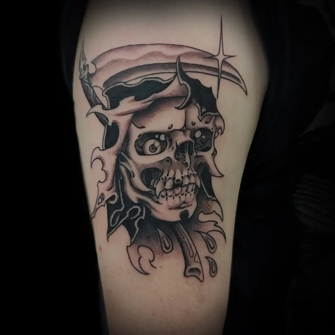 A sick start on Jaydon! 🤙
.
.
.
#vancouver #vancouvertattoo #tattoo #blackandgreytattoo #reapertattoo #traditionaltattoo #blackwork #blackworkerssubmission #vancitytattoo #vancouvertattooartist #blackworktattoo #skulltattoo #skull
#vancity