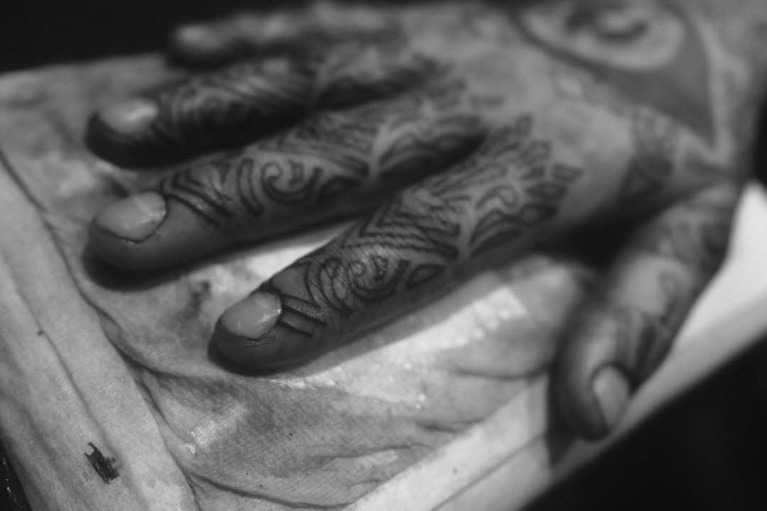 A close up of Michael’s hand we marked in the other day, this is defo a spicey little number! It’s part of a full sleeve we’re working on. Thanks for your patience on this one 🙏