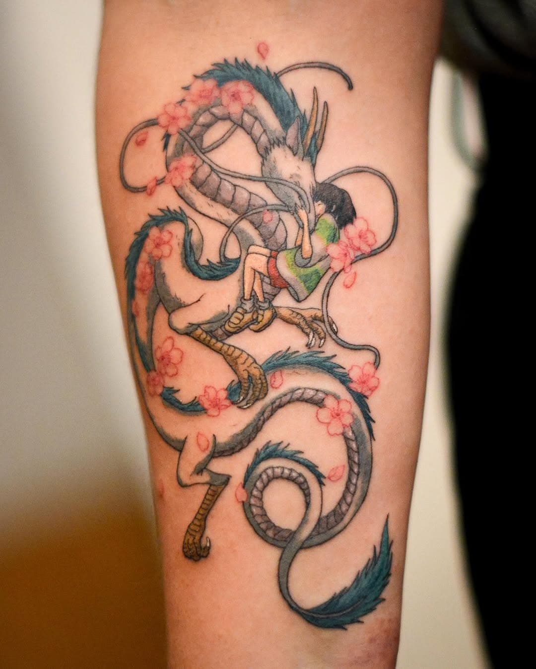🐉👧🏻-booking link in bio. @tattooist_jason @area6tattoostudio 

www.area6tattoo.studio/booking

#tattoo #haku #chihiro #ghibli #anime #spiritedaway
