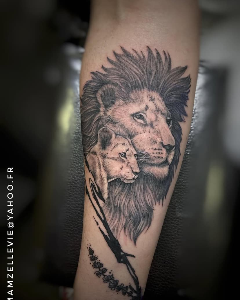 Encore un gros merci à mon client , en sa confiance en moi, Merci de me faire sortir me ma zone de confort!!!
————
#tat #tattoo #liontatoo #lionceau @mamzellevie #montelimar