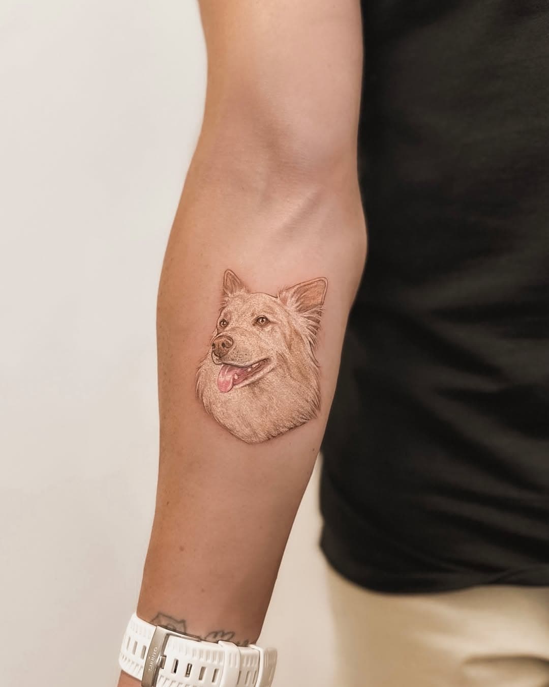 Loba 💘

#microrealism #microrealismo #microrealismotattoo #tattoo #tattoobarcelona #animaltattoo #dogtattoo #pettattoo #retratoperro #dogportrait