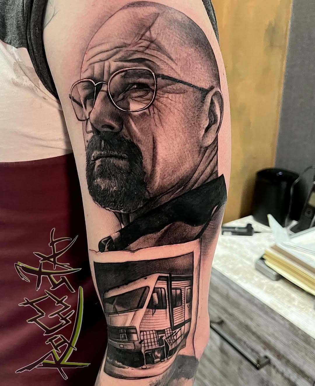 ….in progress #tattoos #tattoos #roqqstar #roqqstartattoo #inked #inktattoo #ink #tat #tat2 #walterwhite #breakingbadtattoo #breakingbad