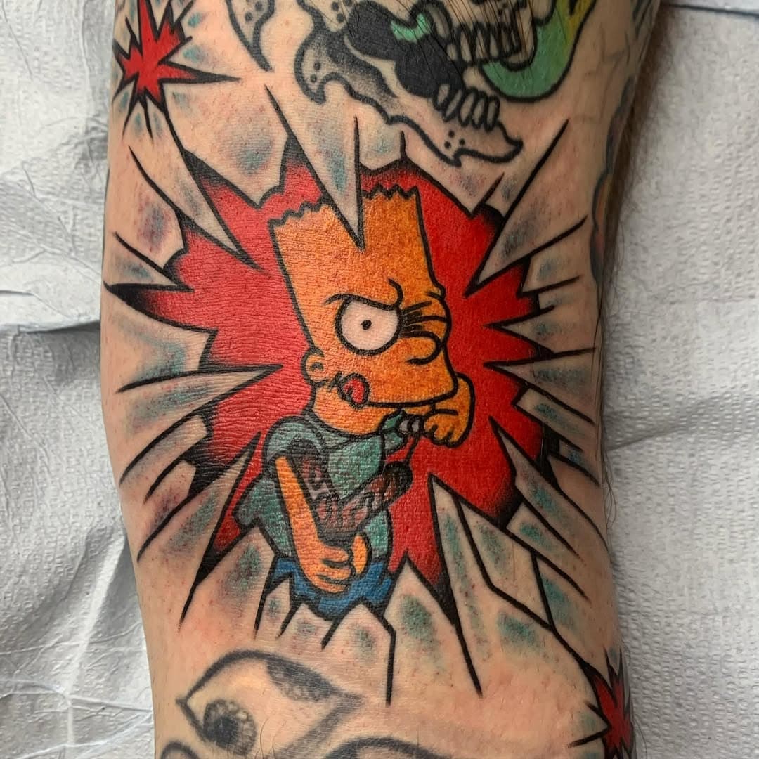 Gap filler on the back of the knee.  Very stoked on this. Done at @fatkatstattooacnj #bart #bartsimpson #elbarto  #gapfillertattoo