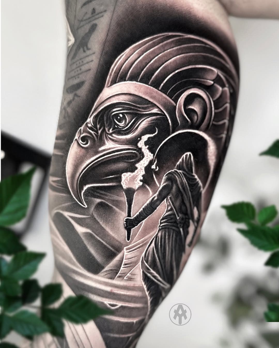 Horus and Medjay 🔥🖤🔥
@versuscartridge @aloetattoo @libertaliatattooshop 
#tattoo #tatuaje #ink #inked #blackandgrey #realistic #skinmag #design #like #art #skinart #arte #follow #tattoolovers #tattooartist #tattoolifestyle #tattoolife #tattoos #tattooed #inkmagazine #inkmag #inker #realisticblackandgrey #realistictattoo #realismo #realism #tattooart