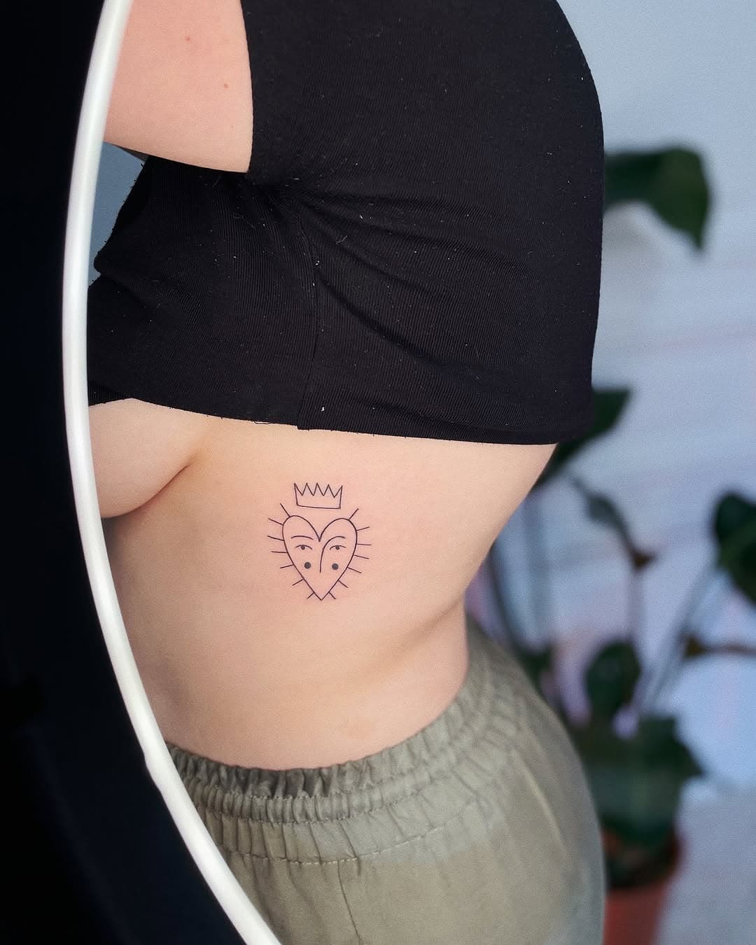 Merci Gwenaelle d’avoir adopté ce petit flash 🌝

Done at @lesmainsdore, Paris 3.

#hearttattoo #minitattoo #ethnictattoo #paristattoo #tattooparis #flashtattoo