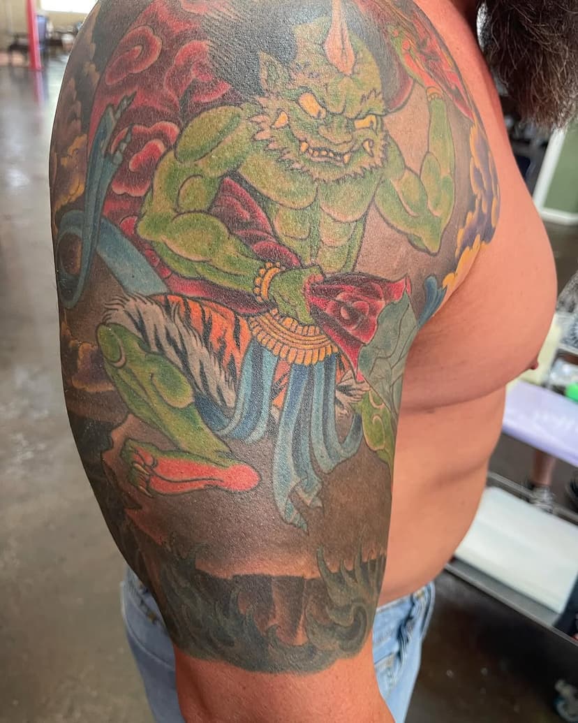 My version of Fujin God of wind. Thanks so much Chase!  #fujintattoo #arsenaltattooanddesign #historicdowntownbryantx #bryantxtattoo #cliffcollard