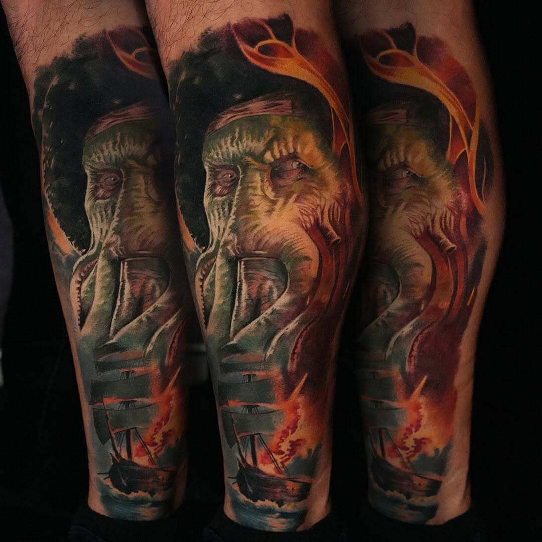 Healed ‘Pirates of the Caribbean’ tattoo. Thank you Rene for sitting like a champ. I’m looking to do more stuff like this! 🌿🌿🌿 #healedtattoo #charlottetattooers #charlottenc #realistictattoo #colortattoos #ashevillenc #ashevilletattoo #piratestattoo #plazamidwoodclt #nodaclt