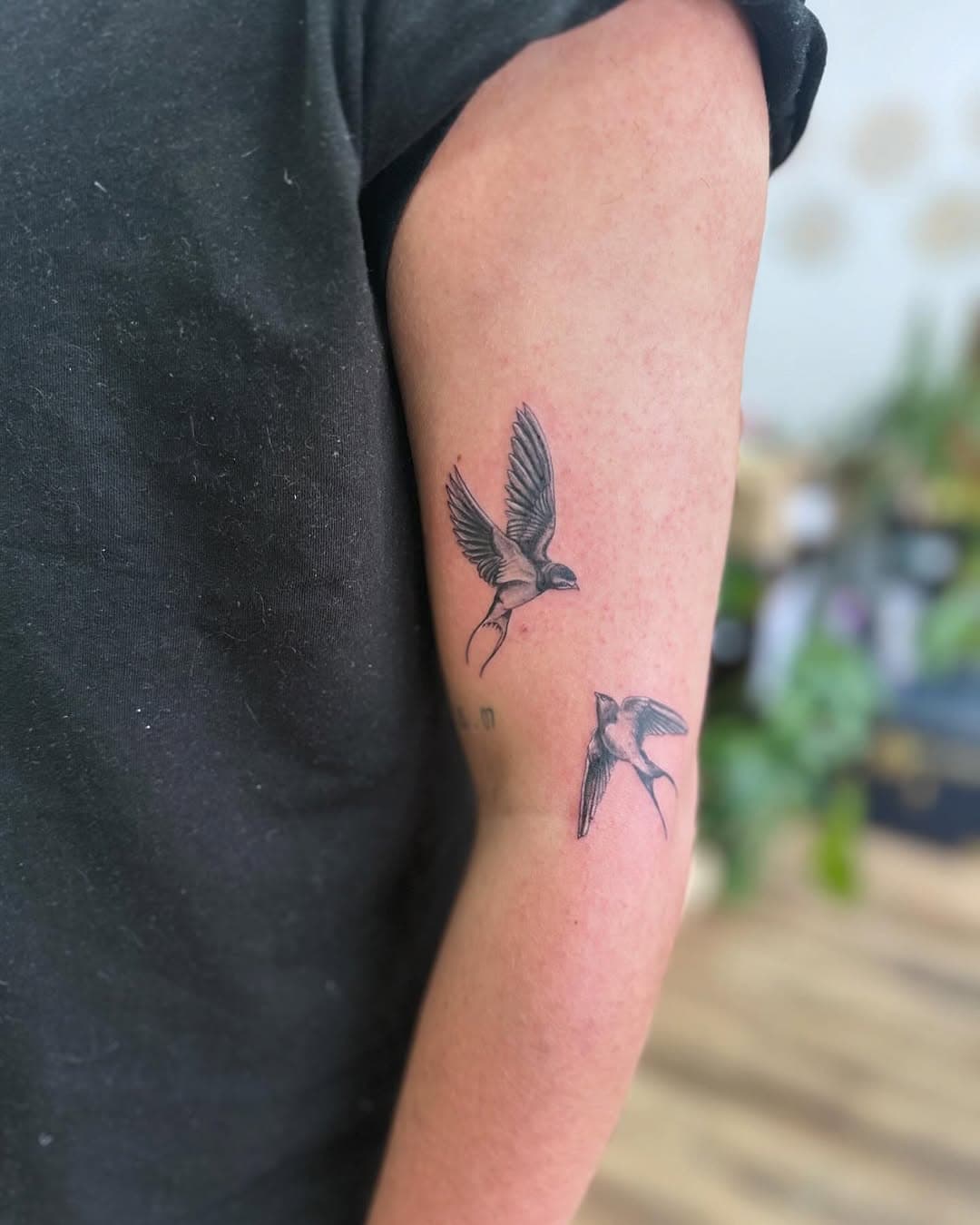 Little pice done the other day #birds #birdtattoo #tatt #tattoo #tattoos #tattooist #tattooed #tattooing #tattoostyle #ideas #tattooideas #ink #inktattoo #inklife #inkaddict #inked #minitattoo #small #smalltattoo