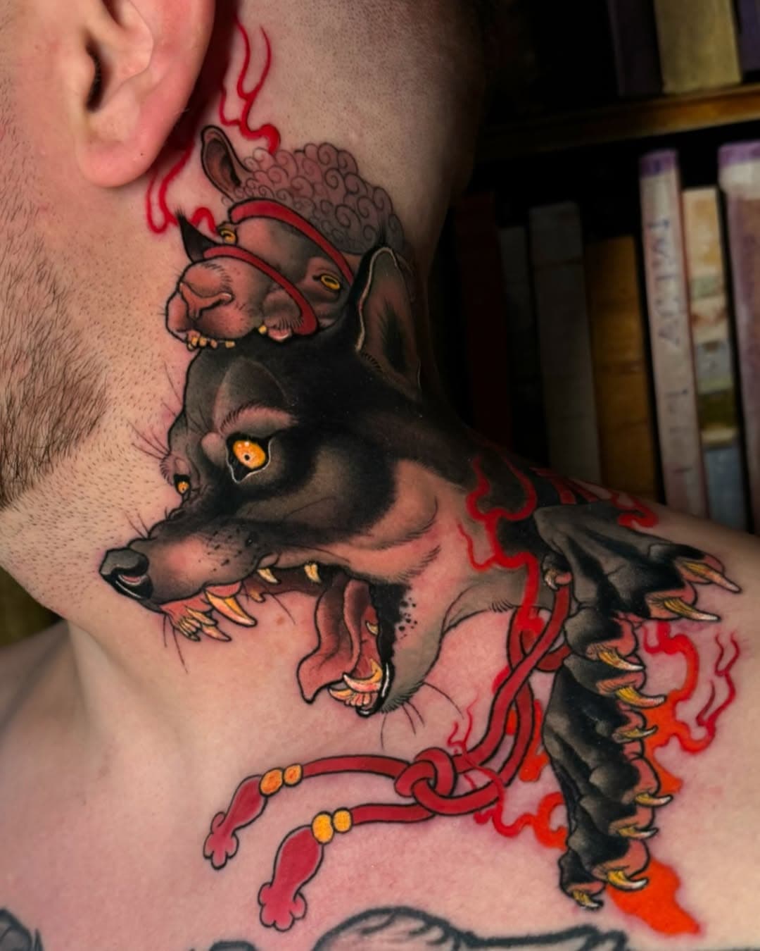 Fun neck blaster on @haraldrisinger 
#tattoo#tatuering#imperialtattoo#stockholm#stockholmtattoo#neotrad#neotraditional#neojapanese#wolftattoo#jobstopper#necktattoo