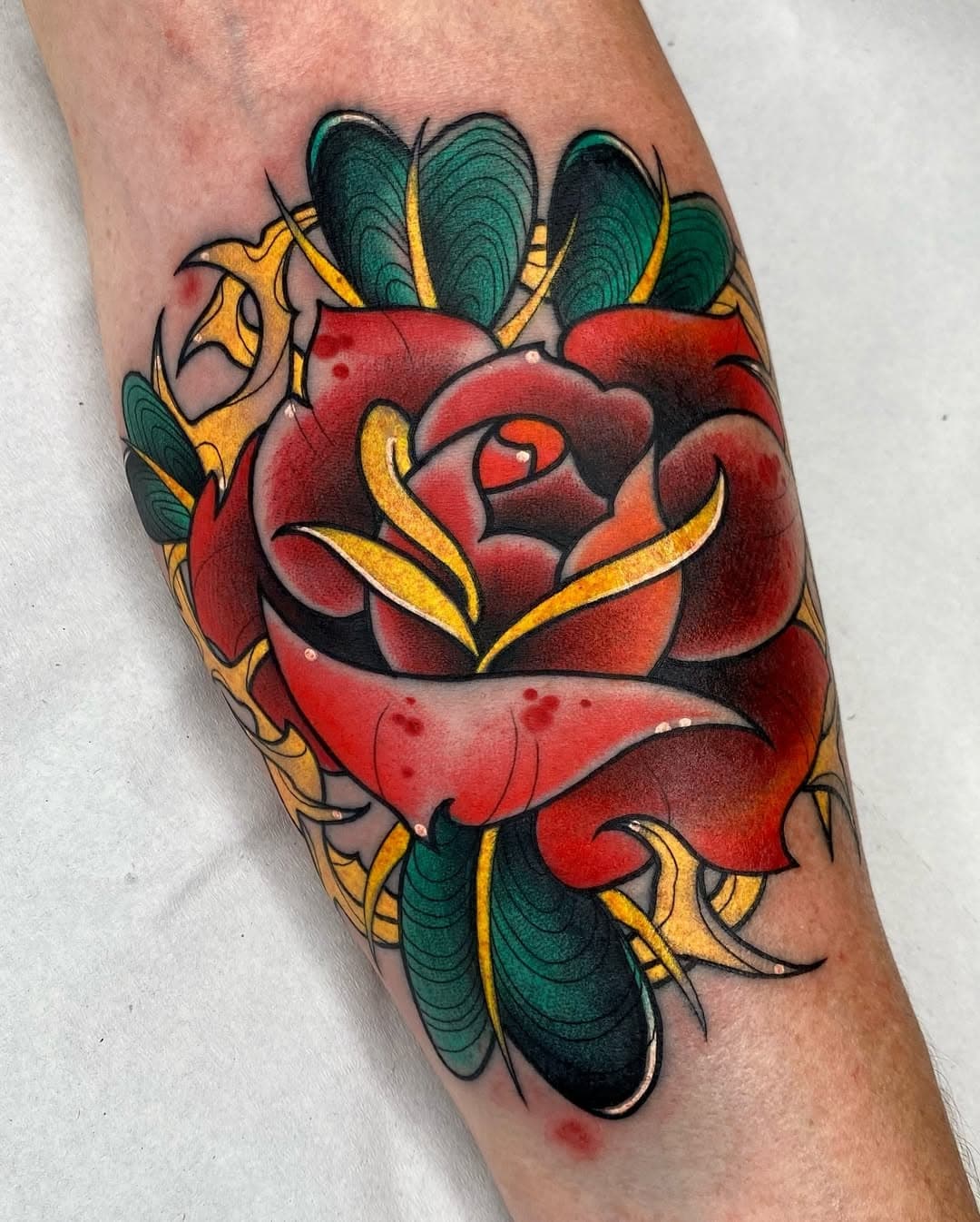 🌹🌹🌹
.
.
.
#rose #rosetattoo #rosetattoos #rosa #rosas #flower #flowertattoo #neotraditional #neotraditionaltattoo #tattoo #tatuaje #tattoos #tatuajes #ejeatattoo #acturtattoo #tudelatattoo #lleidatattoo #logroñotattoo #pamplonatattoo #zaragoza #zaragozatattoo #newschool #newschooltattoo #inktattoo #spaintattoo #neotraditionalspain #thebestspaintattooartists #thebesttattooartists #neotradtattoo #neotraditionalart