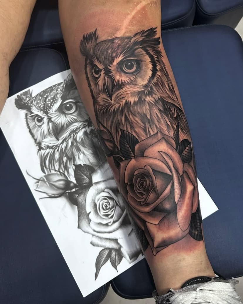 Trabalhar realizado no studio @frare.ink , Muito obrigado @katiess_world por vir de tão longe para tatuar comigo. #tattooart #tattooideas #tattooartist #tattoo2me #tattoomodel #tattoos #tattooist #tattoostyle #tattooing #tattoolife #tattoodesign #tattooer #tattooink #tattooed #tattoosleeve #tattooinspiration #tattoolove #tattooidea #tattoogirl #tattoorealistic #tattooshop #tattoosnob #boanoitee