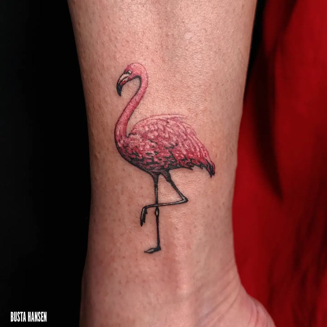 🦩(Pequeño flamenco para una gran flamenca. Gracias, Sarini!!🙏🏻💖) #tattoo #chiquitattoo #minitattoo #tattooing #colortattoo #brightandbold #boldtattoo #boldtattooart #traditionaltattoospain #oldlines #oldschooltatts #flamenco #flamingo #flamingotattoo #pinkflamingo #flamencorosa #flamencotattoo #tradtattoo #tradworkers #tattoodesign #traditionaltattoo #oldschooltattoo #classictattoo #freshtraditionaltattoo #bybustahansen #malasaña #creepystuff #bustahansen