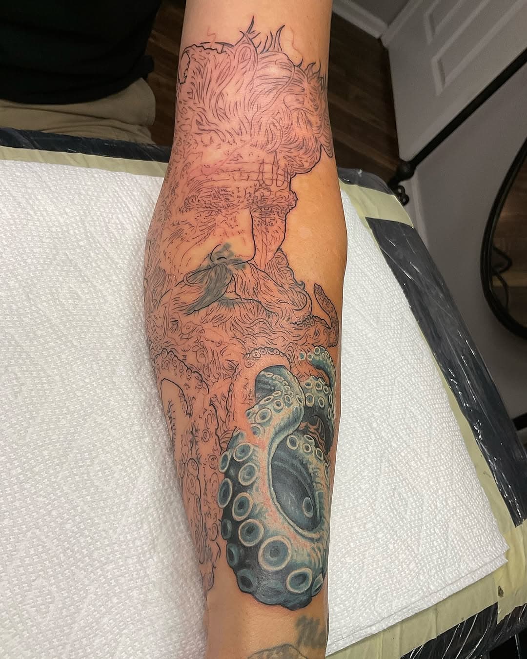 Work in progress coverup, What a badass start to this sick ass piece. Very excited about this start and also can’t wait to finish it up. Poseidon meets Kraken. What a great start here in Virginia Beach. Dm on my personal or the shop page @placenciainktattoo  to book up a stateside appointment. Our studio in Belize will be open on our return in early October. Follow like and share. #recoveryaftercare #peaktriton #ultimatetattoosupply #kwadronneedles #eternalink #inkeeze #painfulpleasures #tattoo #kingpin #dynamicink #solidink #starbritecolors #tatsoul #kingpintattoosupply #virginiabeach #757tattooartist #757tattoos #peaktattoo #tritoncartridges #virginiatattoos #hamptontattooartist #chesapeaketattoos #norfolktattoo #colorrealismtattoo #tattoo #colortattoo #realistictattoo