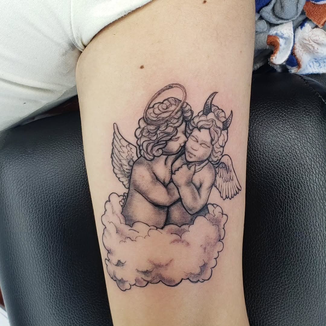 I'm posting old stuff since my  account was hacked a while back. Hope you enjoy 

#blackandgreytattoo #tattooartist #tattooshop #blackownedbusiness ##blacktattoostudio #dallastattooartist ##dallastattooshop #darkskinbodyart #darkskinbodyarttattoos #Dallas #oakcliff #duncanville #desoto #paristx #arlington #fortworth #legendaryarttattoo 
#legendaryarttattoostudio