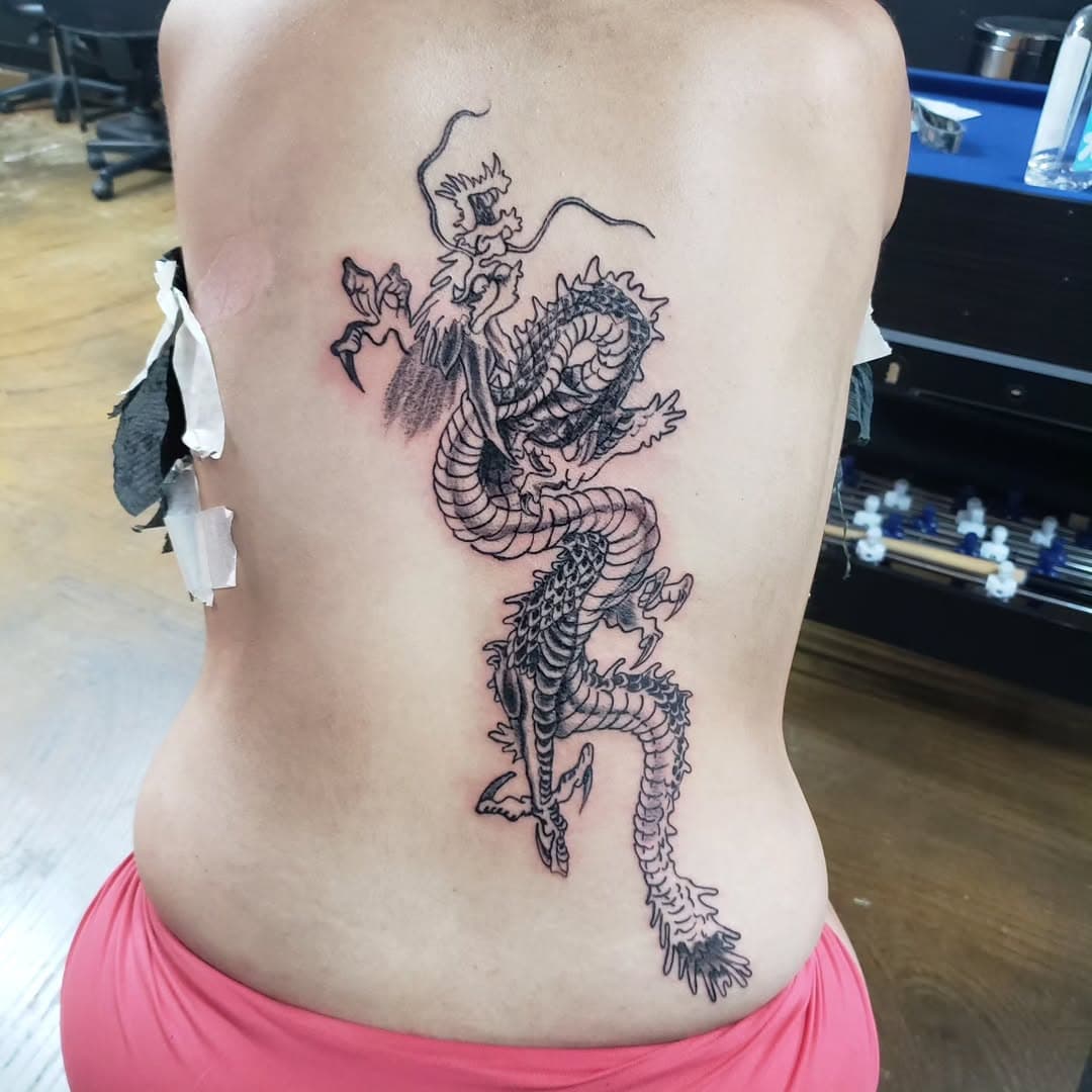 I'm posting old stuff since my  account was hacked a while back. Hope you enjoy 

#blackandgreytattoo #tattooartist #tattooshop #blackownedbusiness ##blacktattoostudio #dallastattooartist ##dallastattooshop #darkskinbodyart #darkskinbodyarttattoos #Dallas #oakcliff #duncanville #desoto #paristx #arlington #fortworth #legendaryarttattoo 
#legendaryarttattoostudio