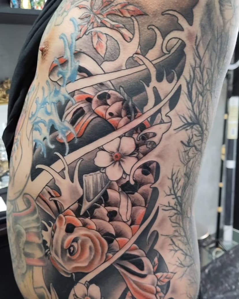 Kleines Großprojekt für Heidencrimes most erotic Chefkoch!
Danke Manu und sorry fürs quälen😅
Gerne immer ran mit solchen Projekten!

#tattoo #ink #koi #japanesetattoo #classictattoo #fishtattoo #ribtattoo #koitattoo #sinnerscircle #sinnerscircletattoopiercing #sweatyaxl #Heidenheim #heidencrime #aalen