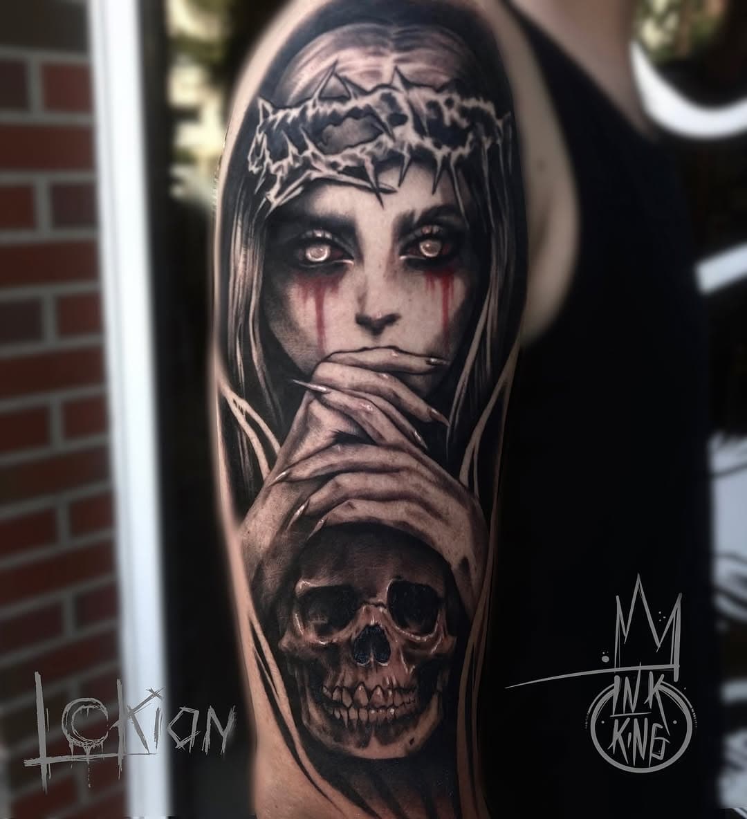 Kolejne mroczne motywy. Lubię takie ^^ Zapraszam po więcej! 
#tattoo #ink #inked #tattoos #inkkingtattoo #tattooink #tattoolovers #darkarttattoo #skull #skulltattoo #tattooist #tattooartist #darkart #art #darktattoo #darkportrait #tatuaż #tatuazepolska