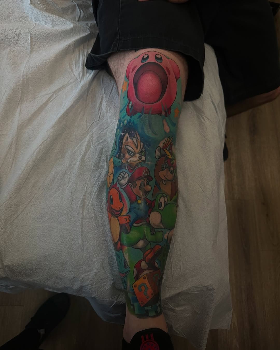 Finally finished out Matt’s lower leg sleeve, this was so much fun. There’s even a cover up and a rework in there ☺️🖤 thanks again for all the trust. I’m beyond excited for our next project!! 

#tattoo #tattoos #tattooed #coverup #nintendo #mario #pokemon #legendofzelda #waco #wacotx #wacotexas #wacotattoo #wacobusiness #femaletattooartist #austintattoo #austintx #dallastattoo #dallastx #templetx #robinsontx #hewitttx #knowwaco