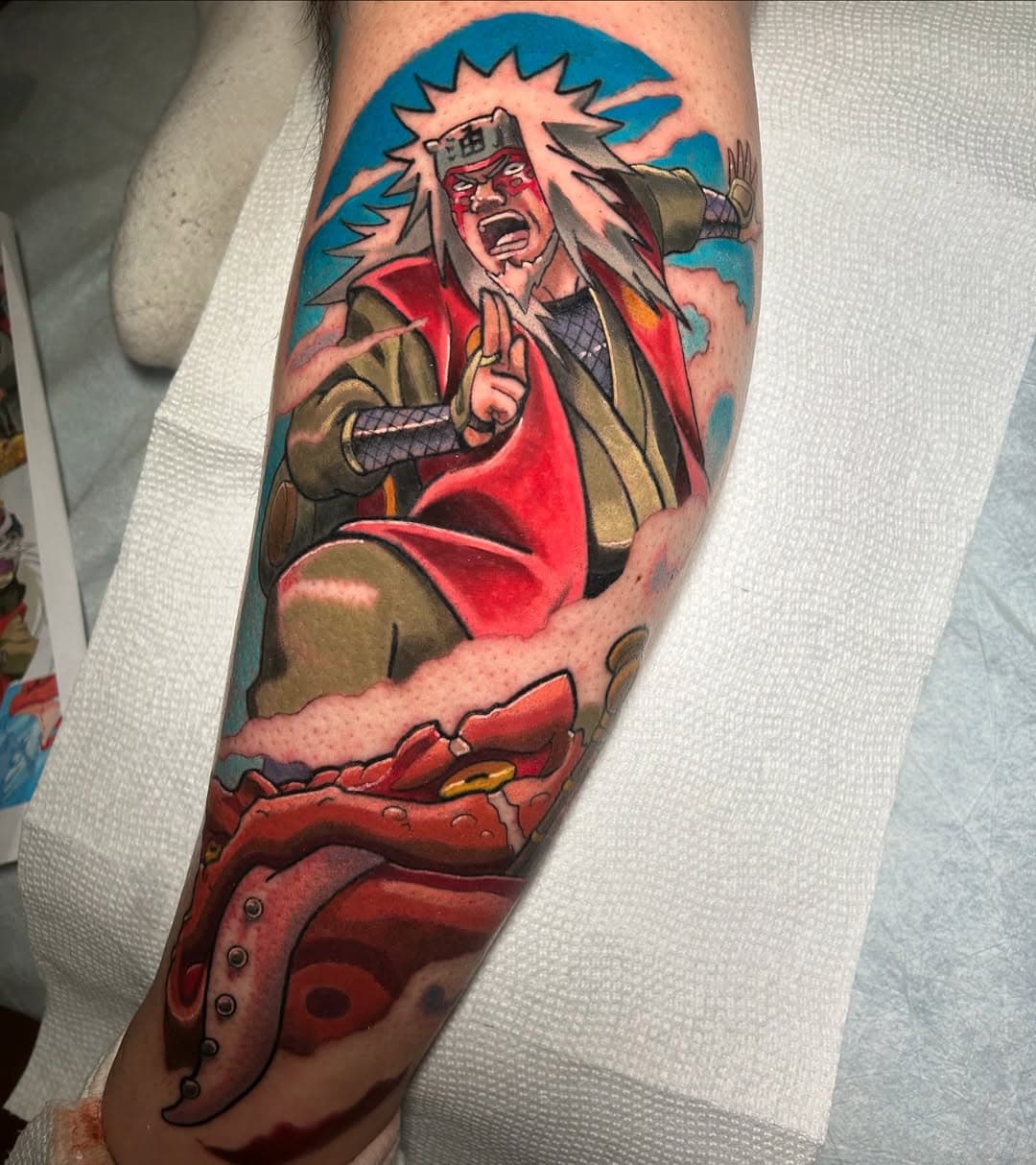 🍃
.
.
.
.
@animeink_con 
#naruto #jiraiya #kakashi #sasuke #senju #uchiha #anime #manga #narutotattoo #tattoos #art #bodyart #ink #stencilstuff #cheyennetattooequipment  #neotraditional #electrumsupply #nyc #nyctattoo #vulcanneedles #gamerink #vgta2  #queens #nerdytattoosdaily #deannatattoos #animeinkcon