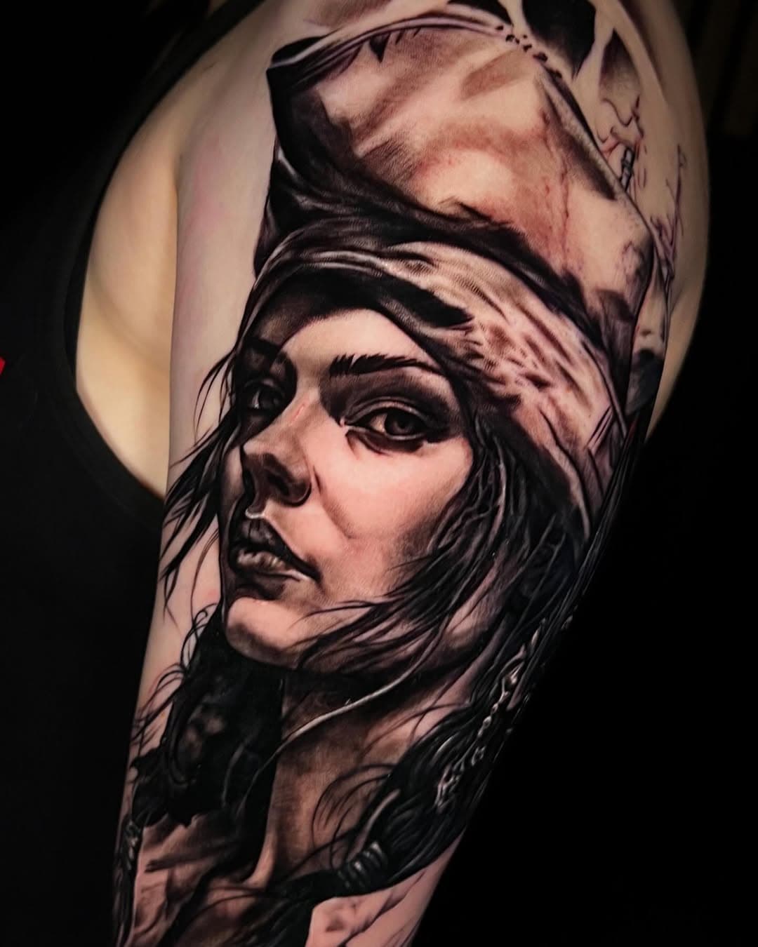 Captain Girl 🏴‍☠️#wannado 
.
.
.
.
.
.
.
.
.
.
#tattoo #tattoohamburg #hamburgtattoo #realistictattoo #hamburg #tattoofashion #arturotattoo #arturotattoer #tatuajehamburgo