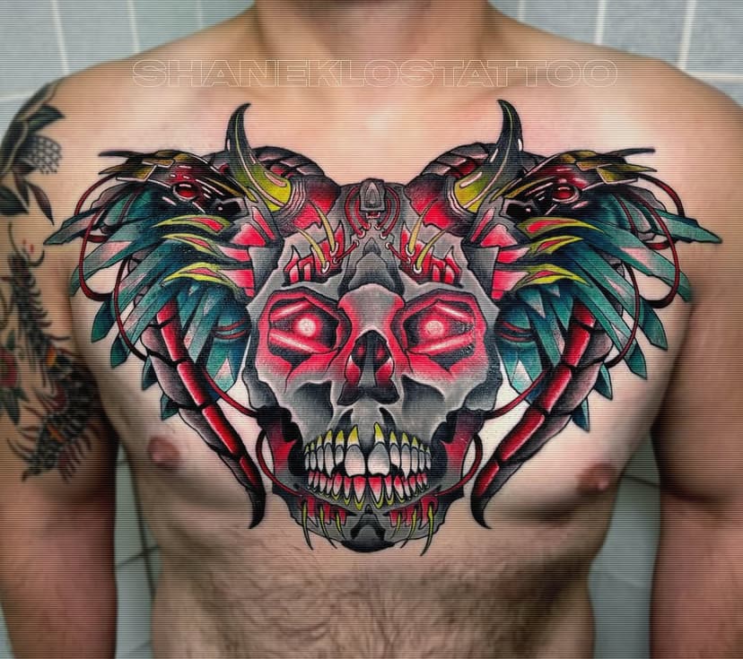 THE CYBER SKULL WITH THE CRYSTAL PLUMAGE 💀✨ 
•
•
•
#tattoo #skulltattoo #cyberskull #cybertattoo #crystaltattoo #shaneklostattoo #shaneklos #cresentcitytattoo