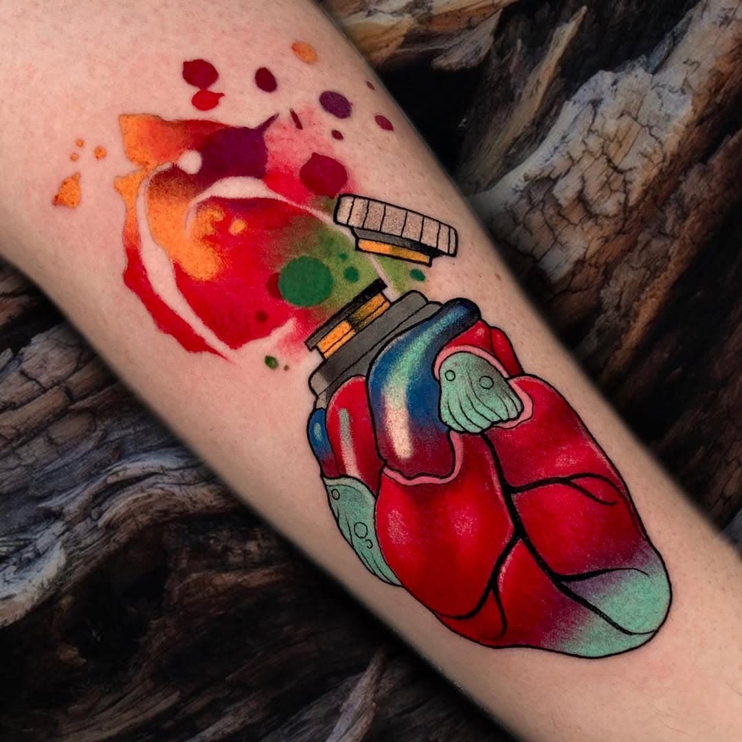 Emotion heart🫀 Done with @joaopintomachines tattoo machine: line, shadow and color @worldfamousink 🔥 Sponsored by: @joaopintomachines 🔥@probodysupply 🔥 #tattoo #tatuaggi #tattooing  #tattooenergy #tattooitalia #traditional #tattooartist #neotradtattoo #neotraditional #neotraditionaltattoo #besttattoos #besttradtattoos #topclasstattooing #italiantattooers #art #lodi #loditattoo #lodivecchio #santangelolodigiano #milano #novara