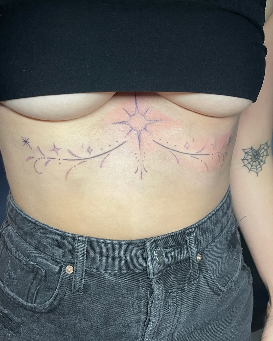 I’m soooo thankful I was able to do this flash piece so quickly after posting it! It was one I was really excited about, and even more excited to do it so soon! 😍 (I would love to do more like this!)

You can see the side on my client’s right had time to settle down and darken up with the shading. I am super excited to see it all settled in! Thank you Dakota for grabbing this piece from me. 😊

I have a bit of time in August left and am booking for September & October as well! You can always send me a message or fill out my jotform. ☺️