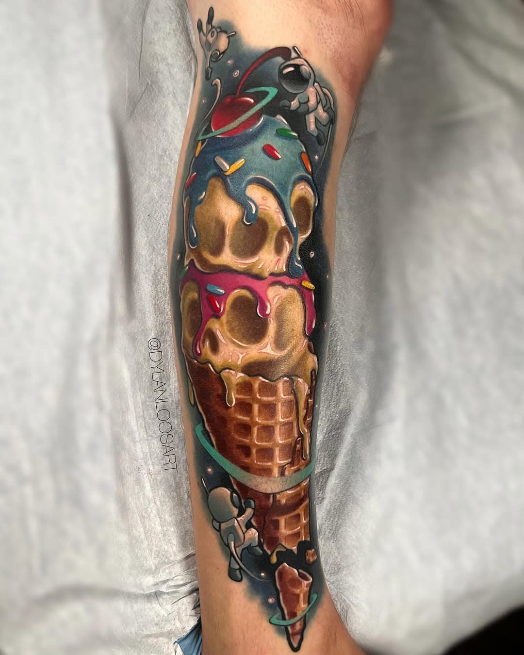 Here’s a fun one! My client Chris wanted an outer space cone being harvested by astronauts with two scoops of vanilla skull ice cream.. So that’s what he got! Super fun tattoo to make. Thanks for letting me make this for you. And as always thanks for l👀king! @91colors #dloosart #spacetattoo #icecreamtattoo #icecream #skulltattoo #arizona #chandler #colortattoo #arizonacolortattooartist