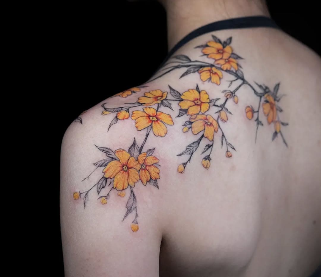 • sometimes i do color •
.
.
.
.
#tattoo #blossoms #botanicaltattoo #botanicals #madison #madisontattooartist #wisconsintattooartist #wisconsin #fineline #finelinetattoo