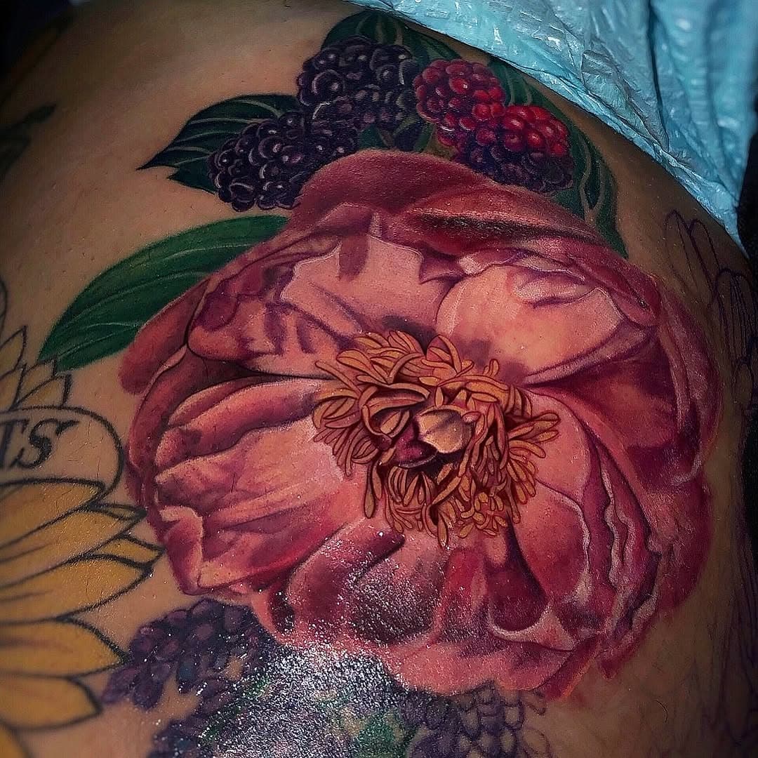 Peony flower

Click link in bio 

#tattoo #tattoos #ink #inked #art #tattooartist #tattooart #tattooed #tattoolife #tattooideas  #artist  #instagood #tattoodesign #tatuagem #tattooing #tattooist #colortattoo #tattooink #tatuajes  #tattoostyle  #drawing #tatuaje #tattooer  #tattoogirl