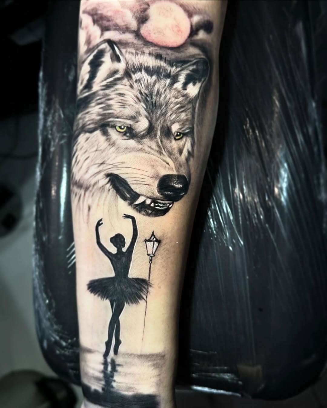 “Um novo conceito em tatuagens.”
Tatuagem realizada pelo tatuador @lukinhatattoo .
.
Atendimentos somente com horário marcado 
Agende sua tattoo com o artista pelo WhatsApp :
(62)985582018