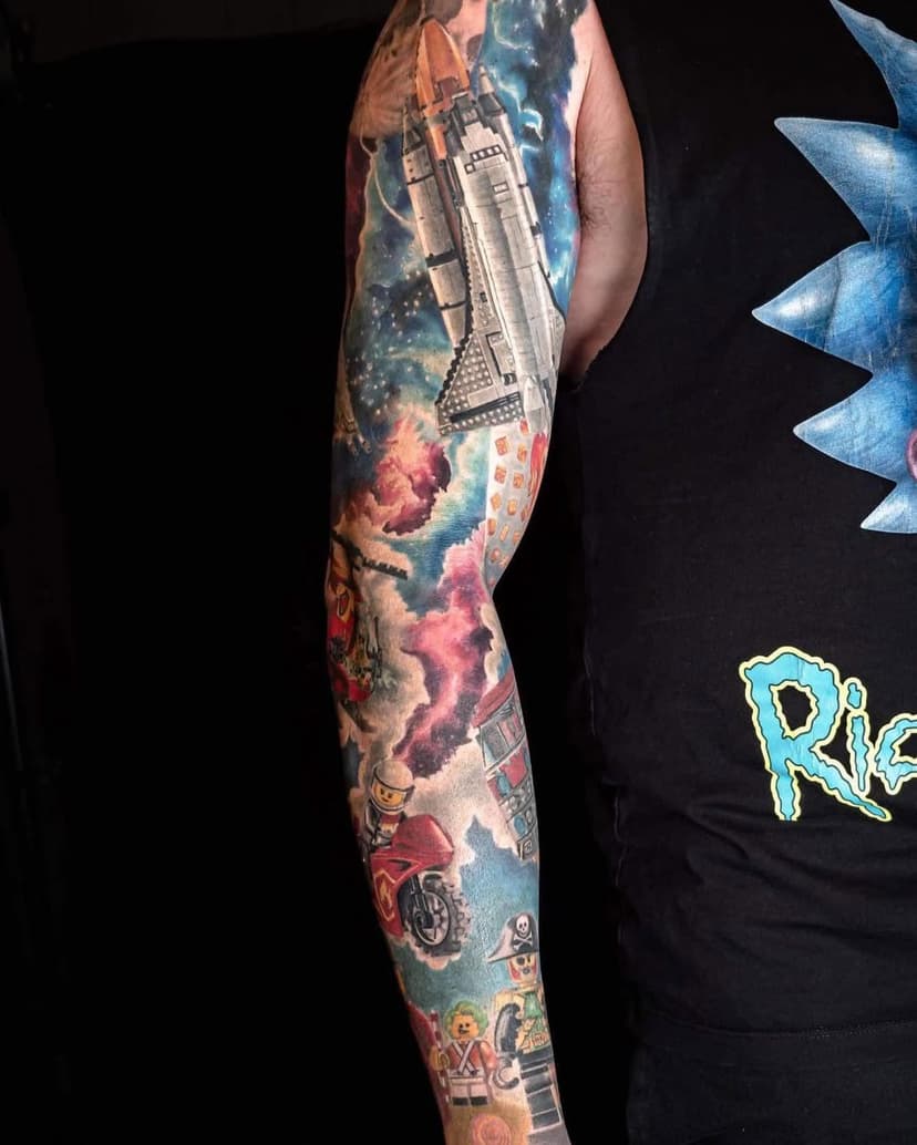 An amazing Lego sleeve done by Lisa! A lot of heart went into this sleeve and she came out of it with an award for best healed at @tatconblackpool 2024.