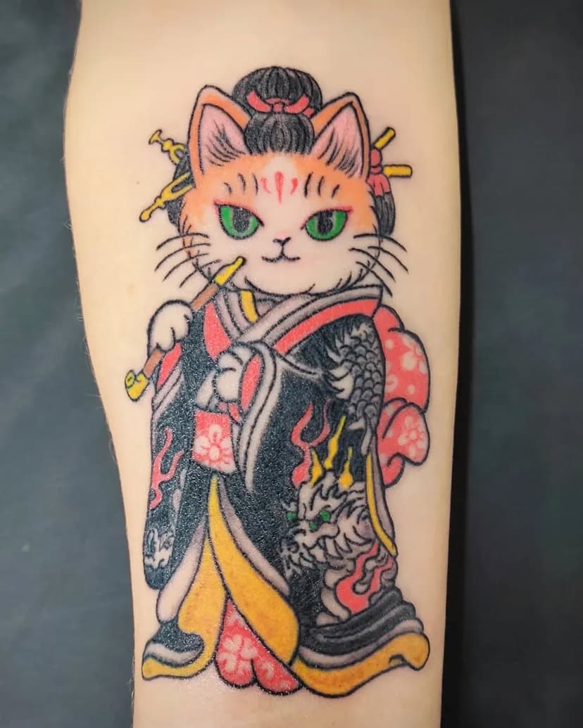 Gatita geisha por @na_tali_tattoos para Eva,en una primera sesión metimos la mayoría del color, que traía  curado(y así de precioso😻) fresco únicamente es el dorado, verde y rosa.
Mil gracias linda💜🥰😻
#tattoomogur #tatuajesleon #tatuajegeisha #tattoojapanese #tatuajegatos