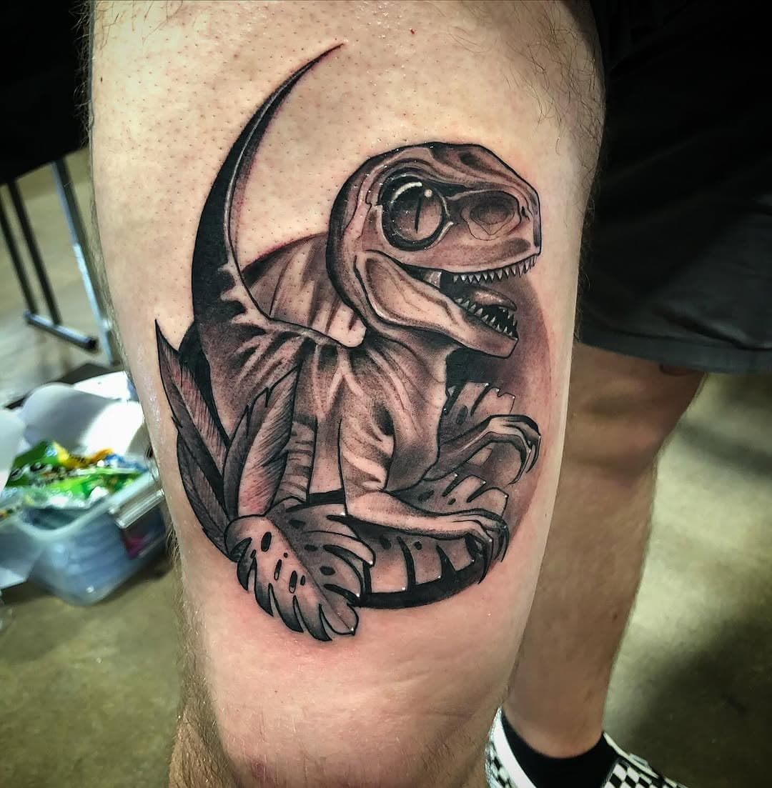 COOL #raptor I got to do  using #industryinks if anyone is wanting some cool looking #dinosaurs hit me up …!!!!!!!!! #royalcircletattoostudio #albertojose85 #albertojosetattoo #dallastexasartist #forney #fridaythe13th #tattooshop #forneyartist #tattooartist #jurrasicpark #velociraptor #veloci #talonclaw #claw #velociraptortattoo #dallas #dallastattoos #tattoosofintagram