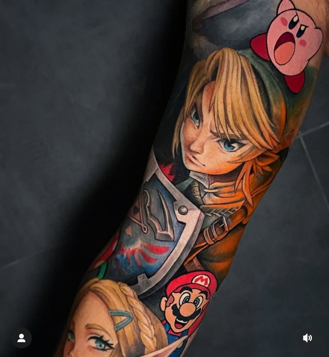 Gaming Sleeve von @janinakimhoatattoo 🤓👌🏼 übrigens ist ihr nächster Termintag am 24.10.2024 😱 #janinakimhoatattoo #corpsepaintertattoo #munichtattoo #gamingsleeve