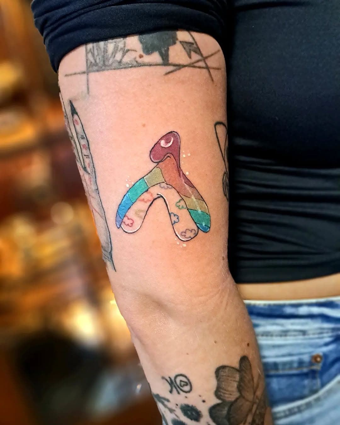 Un petit cli... À paillettes LGBT pour ma merveilleuse cliente du jour 🏳️‍🌈🖤
Merci pour ta confiance 🙏🏼

#lgbt #tattoo #fiereté #proudtattoo #tattoolgbt #lgbtq #tattooist #women #proud #love