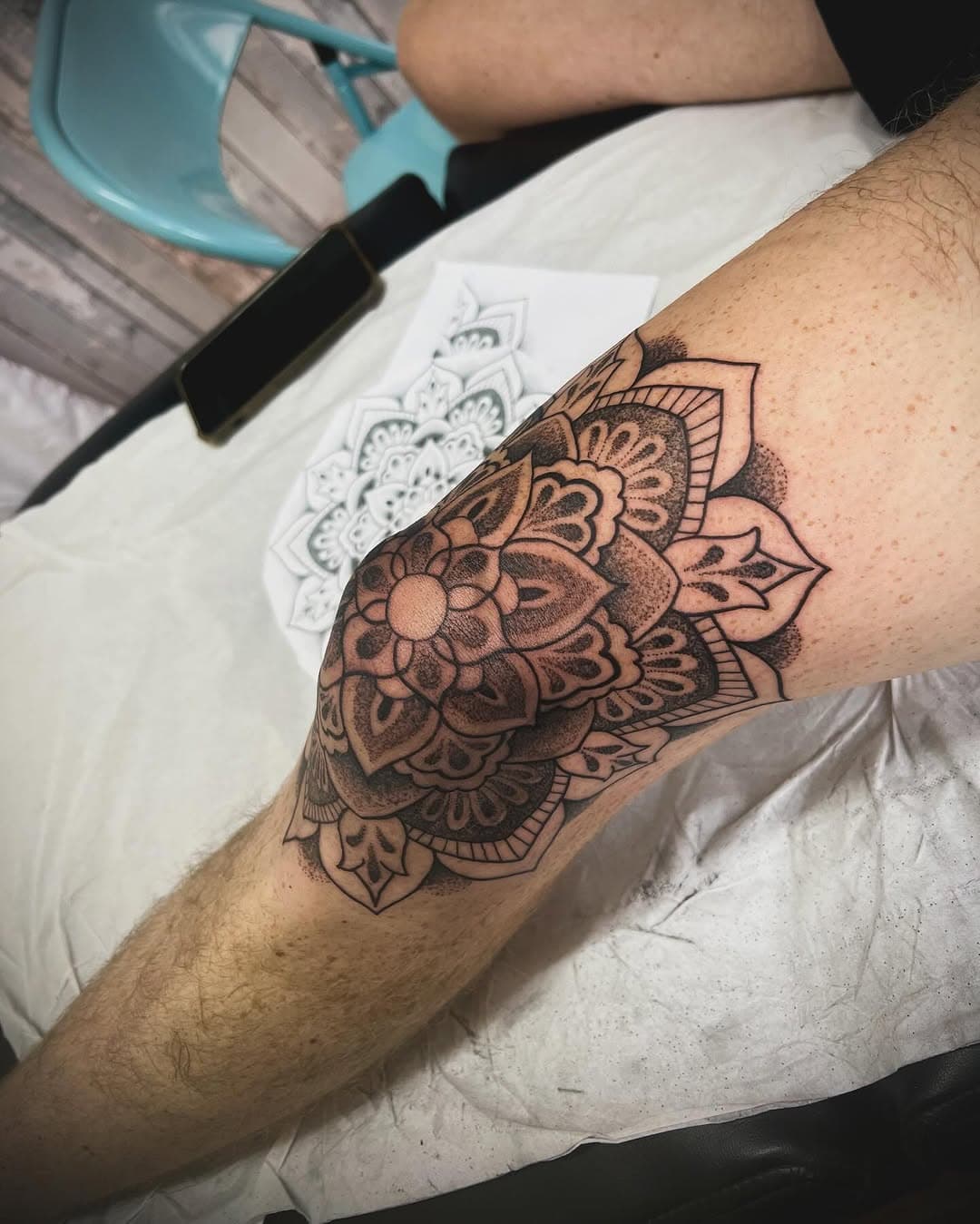 Kneecapped. Sat like a trooper @adam_mcvittie -
.
Weekend availability from November/December, weekdays DM for remaining October onwards 🎃 
.
Following our studio success of Walk-in Wednesdays, keep a look out for our stories.
.
.
#tattoolnspiration #mandalatattoo #tattoo #inkaddict #instadaily #tattooed #tattooideas #instagram #instaart